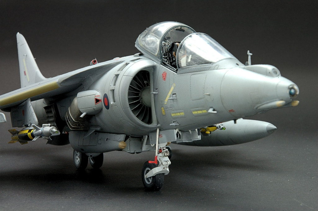 Harrier GR9  1 48